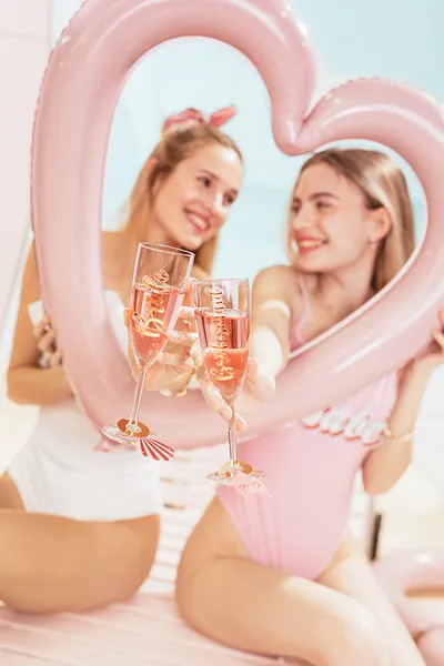 autokollita-potiriwn-bride-and-bridesmaid-3