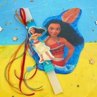 Λαμπάδα Μοάνα με Ξύλινο Κάδρο